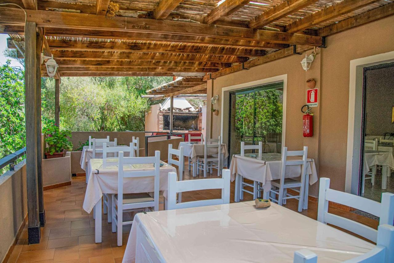 Hotel Oleandro Villasimius Buitenkant foto