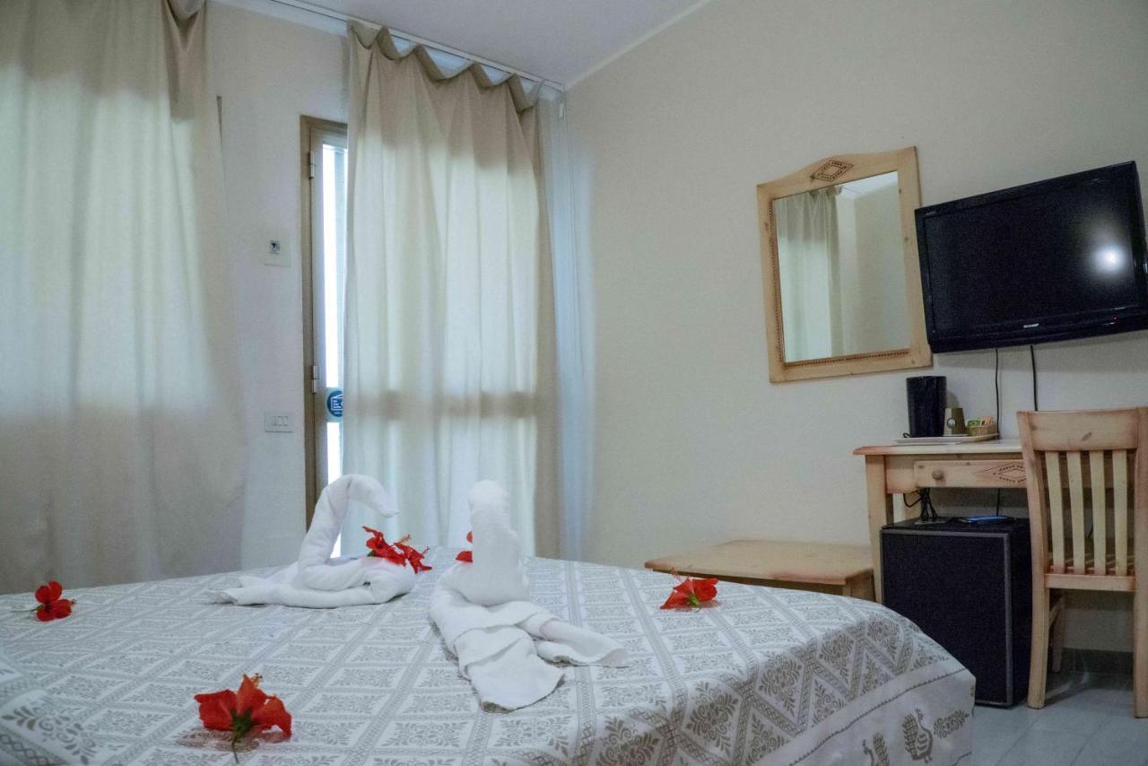 Hotel Oleandro Villasimius Buitenkant foto